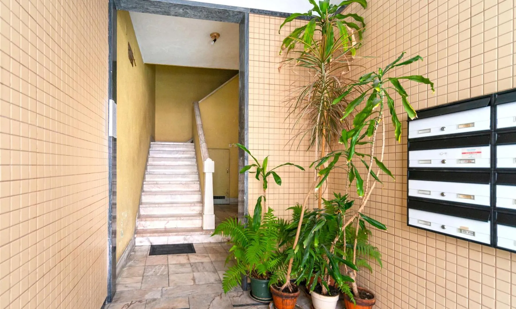 Apartament In Principe Real Lisbon 0*,